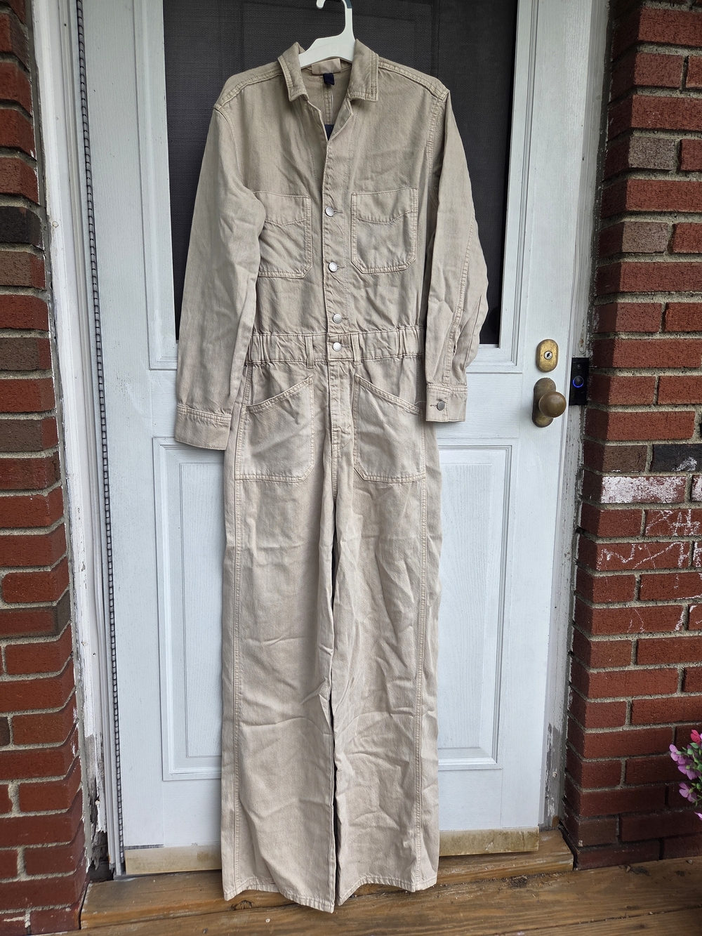 Universal Thread Women’s Ecru Utility Jumpsuit Size 2